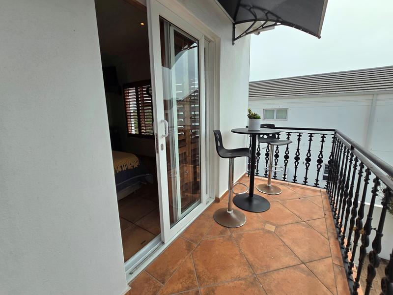 5 Bedroom Property for Sale in Golden Mile Western Cape